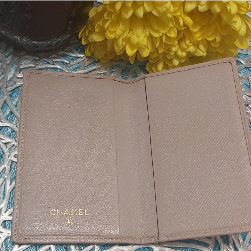 CHANEL Card Holder - Picture 7 of 12